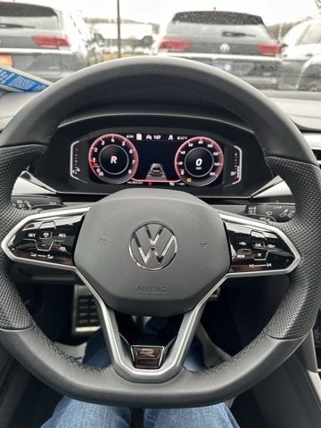 2022 Volkswagen Arteon SEL R-Line